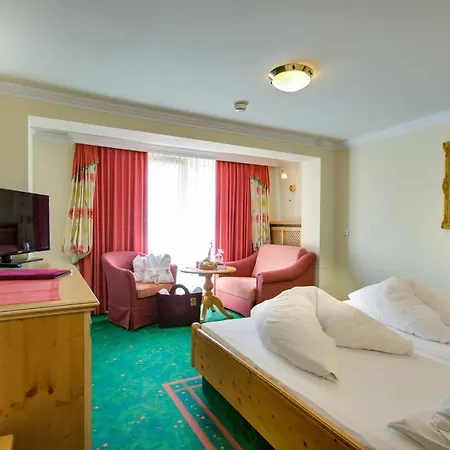 Boutique-hotel Bauer Hotel 4*