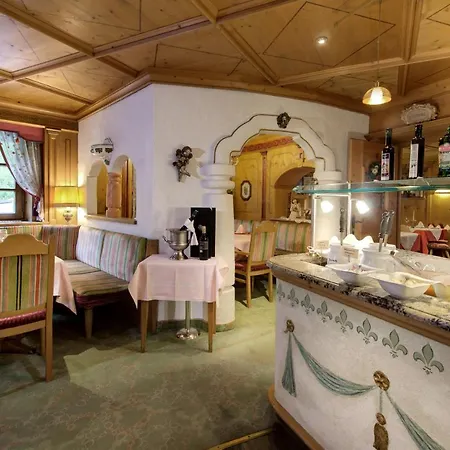 Boutique-hotel Bauer 4* 萨尔巴赫