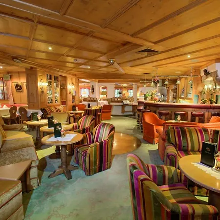 Boutique-hotel Bauer 酒店 4*