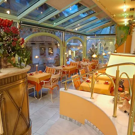 酒店 Boutique-hotel Bauer 萨尔巴赫