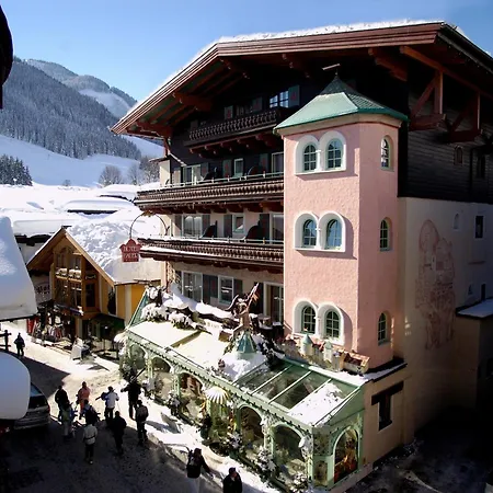 Boutique-Hotel Bauer - Inklusive Winter Mobility Ticket Und Inklusive Sommer Joker Card Und Sommer Mobility Ticket 4* זאלבך הינטרגלם