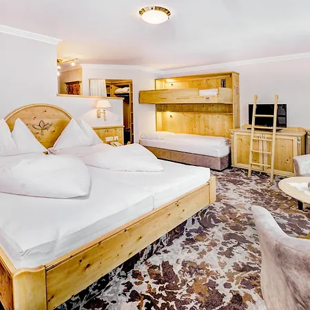 Hotel Boutique-Hotel Bauer - Inklusive Winter Mobility Ticket Und Inklusive Sommer Joker Card Und Sommer Mobility Ticket
