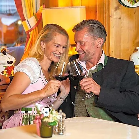 Boutique-hotel Bauer - Inklusive Joker Card 4* Saalbach-Hinterglemm