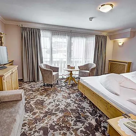 Boutique-hotel Bauer - Inklusive Joker Card Hotel 4*
