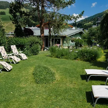 Boutique-hotel Bauer 萨尔巴赫